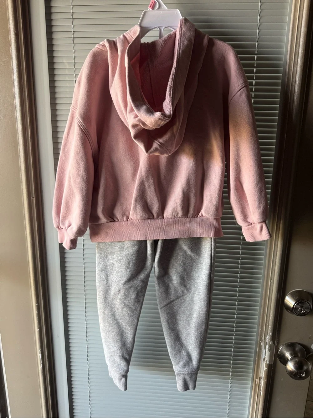 Gap Kids Girls Pink Sherpa Lined Hoodie & Gray Jogger Sweatpants Set XS 4-5
